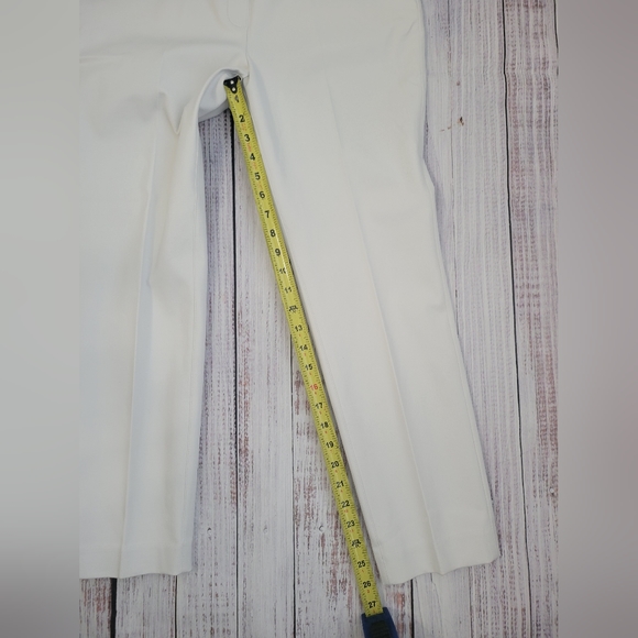 Spanx On the Go Ankle Slim Straight Pull On Pants White Medium NEW NWT - Picture 4 of 10